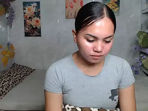 Snapshot of ur_asiankat chatting on July 2026 11:37:01 PM ur asiankat online show from July 2026 11:37:01 PM