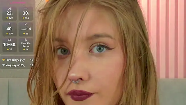 Snapshot of Flora_DeVille chatting on June 2026 06:33:01 PM Flora DeVille online show from June 2026 06:33:01 PM
