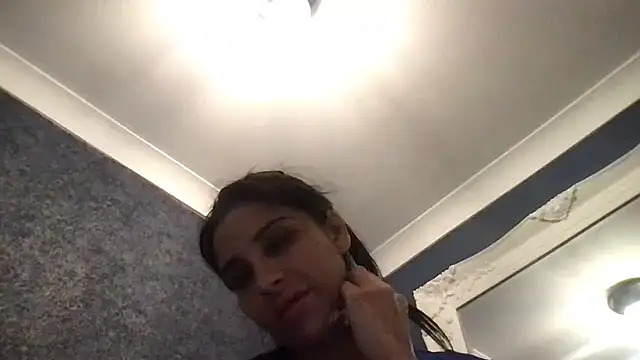 Snapshot of Miss_juicybabes chatting on May 2026 02:33:02 PM Miss juicybabes online show from May 2026 02:33:02 PM