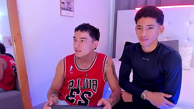Alejo-and-Thiago online show from May 2026 12:34:02 PM