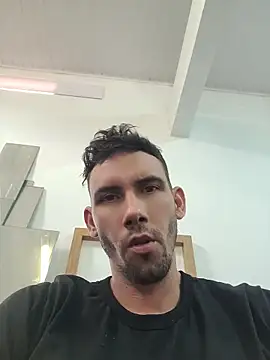 Leandro flores92 online show from July 2026 01:17:02 PM