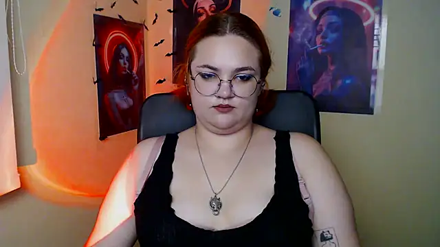 RinaRiii online show from July 2026 02:13:01 PM
