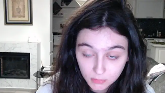 cute lilia online show from May 2026 06:35:01 PM