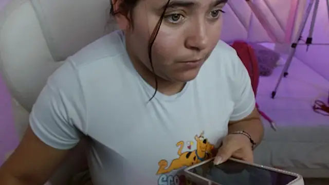 Snapshot of Laurha_ chatting on July 2026 08:17:02 PM Laurha online show from July 2026 08:17:02 PM