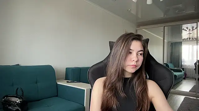 Snapshot of Ellewaay chatting on May 2026 08:09:01 AM Ellewaay online show from May 2026 08:09:01 AM