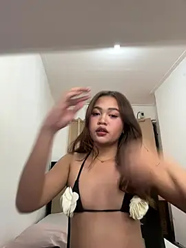 Snapshot of savanna_flair chatting on May 2026 11:15:01 AM savanna flair online show from May 2026 11:15:01 AM