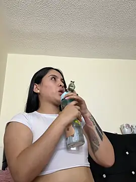 marianm29-1 online show from May 2026 02:18:01 AM