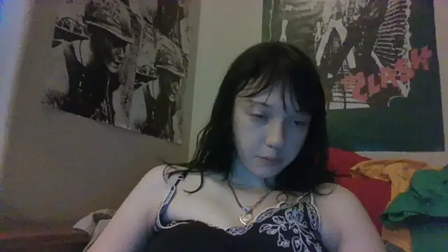 Snapshot of onyxascended chatting on May 2026 01:05:02 PM onyxascended online show from May 2026 01:05:02 PM
