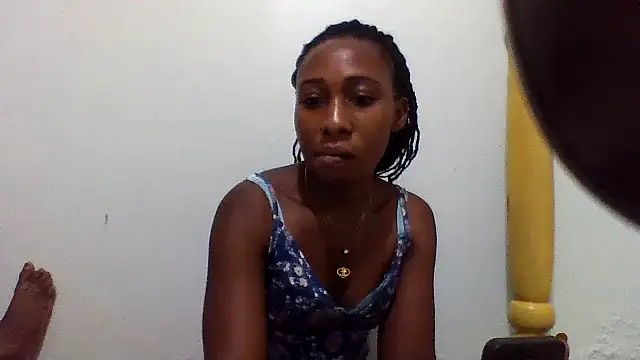 Snapshot of Rerpuss chatting on June 2026 07:02:02 AM Rerpuss online show from June 2026 07:02:02 AM