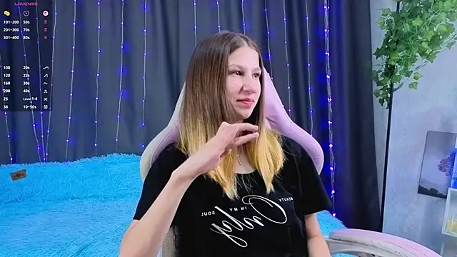 ChristiaHorde online show from July 2026 05:11:01 PM