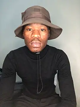 Snapshot of thandolezwe1 chatting on May 2026 04:59:02 PM thandolezwe1 online show from May 2026 04:59:02 PM