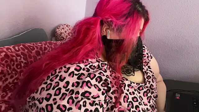 Snapshot of Lady_KitsuneBIG chatting on May 2026 07:04:02 AM Lady KitsuneBIG online show from May 2026 07:04:02 AM