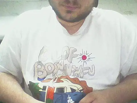 Snapshot of bigdadbody4u chatting on May 2026 07:07:02 PM bigdadbody4u online show from May 2026 07:07:02 PM