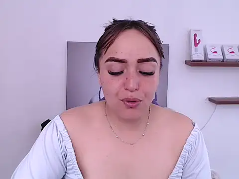 anyela bubble18 online show from May 2026 08:58:01 PM