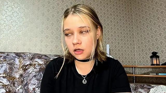 Snapshot of HildeConery chatting on June 2026 01:31:01 PM HildeConery online show from June 2026 01:31:01 PM