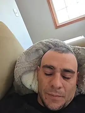 Snapshot of latinleo420 chatting on May 2026 03:28:01 PM latinleo420 online show from May 2026 03:28:01 PM