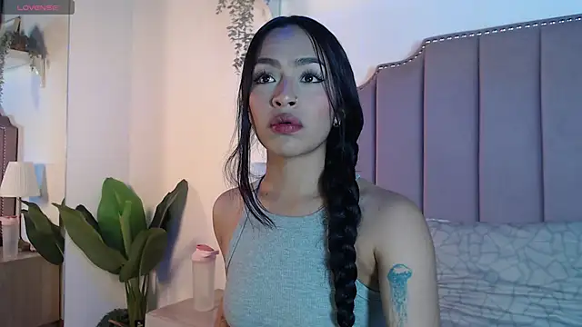Snapshot of Littlejade_dh chatting on May 2026 11:49:02 AM Littlejade dh online show from May 2026 11:49:02 AM