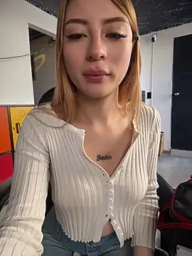 Jessy Queen online show from June 2026 07:03:02 PM