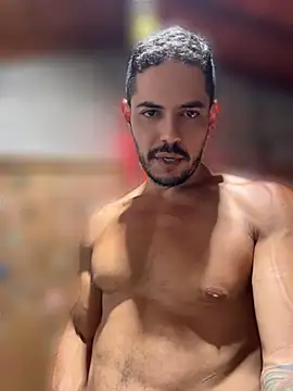 Snapshot of Warrior_Gape chatting on May 2026 02:07:02 AM Warrior Gape online show from May 2026 02:07:02 AM