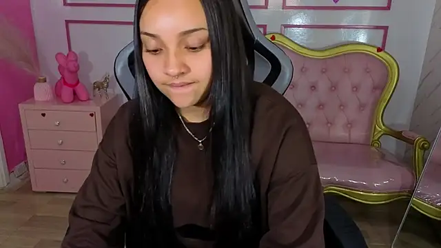 Snapshot of lia_harper_t chatting on May 2026 02:28:01 AM lia harper t online show from May 2026 02:28:01 AM
