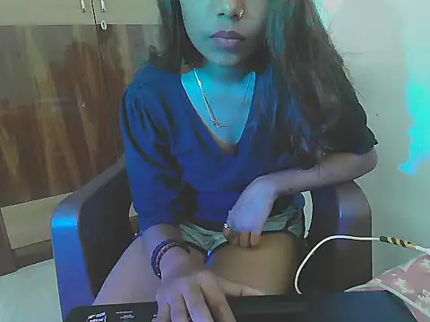 Snapshot of Officialsalini chatting on May 2026 05:57:02 AM Officialsalini online show from May 2026 05:57:02 AM
