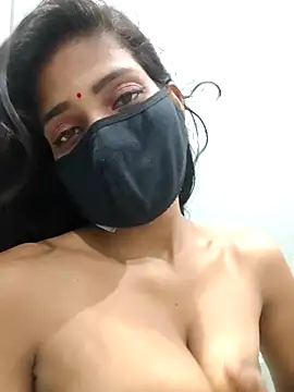 Snapshot of Hot_Candy77 chatting on May 2026 07:44:02 PM Hot Candy77 online show from May 2026 07:44:02 PM