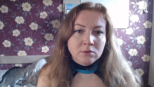 Snapshot of Kate_R chatting on June 2026 12:50:02 PM Kate R online show from June 2026 12:50:02 PM