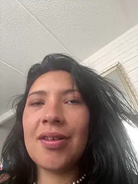 Snapshot of sarita_hos chatting on May 2026 06:24:01 PM sarita hos online show from May 2026 06:24:01 PM