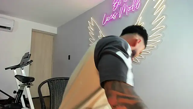 Axel power  online show from May 2026 03:36:02 AM