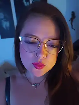 Lilith Desire online show from June 2026 02:32:01 PM