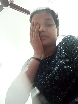 Snapshot of Student_garl_1 chatting on May 2026 11:56:01 PM Student garl 1 online show from May 2026 11:56:01 PM