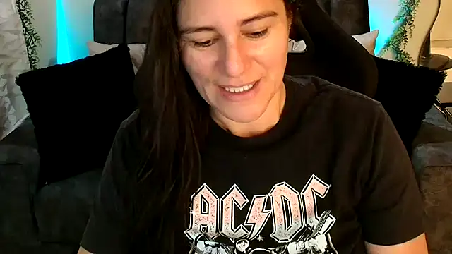 LUCYMILF SEXY online show from May 2026 02:47:01 PM