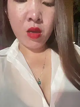 Snapshot of Poppy_dogy chatting on June 2026 10:37:01 PM Poppy dogy online show from June 2026 10:37:01 PM