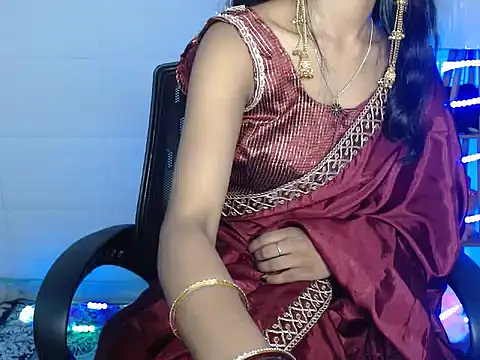 Snapshot of Annu_07 chatting on June 2026 04:21:01 AM Annu 07 online show from June 2026 04:21:01 AM
