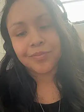 Snapshot of KeniaLuna chatting on February 2026 09:13:01 PM KeniaLuna online show from February 2026 09:13:01 PM