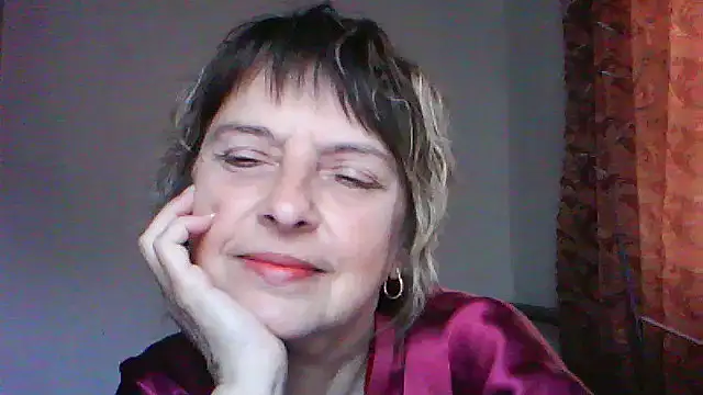 Snapshot of ElizabethGorden chatting on May 2026 03:03:01 AM ElizabethGorden online show from May 2026 03:03:01 AM