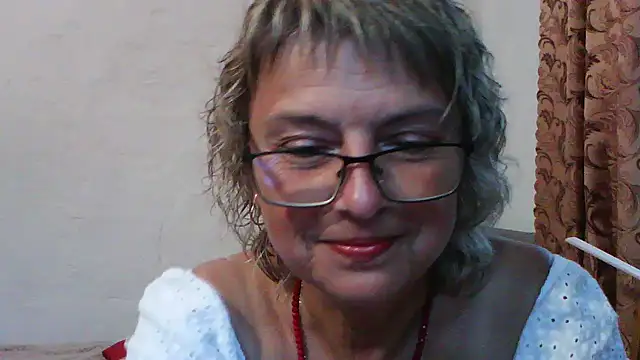 ElizabethGorden online show from July 2026 05:04:01 PM