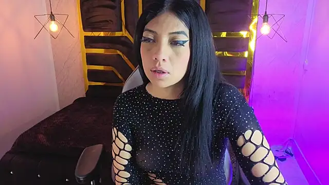 Snapshot of Ey_Im_simone_ chatting on July 2026 12:21:02 PM Ey Im simone online show from July 2026 12:21:02 PM