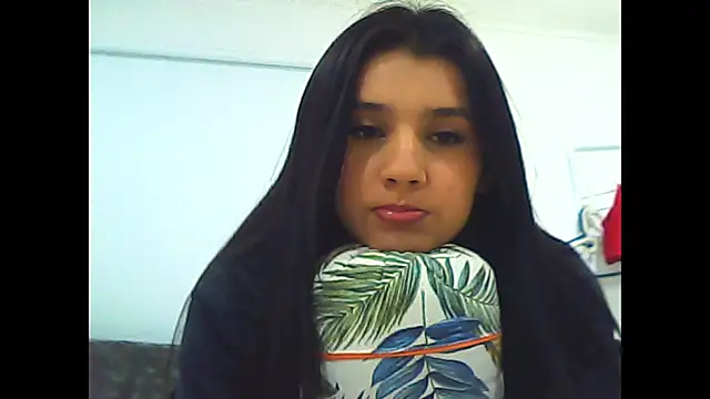 Snapshot of Kendall_Smith_Love chatting on May 2026 01:49:02 PM Kendall Smith Love online show from May 2026 01:49:02 PM