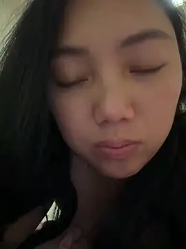 Snapshot of yanling668 chatting on May 2026 03:50:01 PM yanling668 online show from May 2026 03:50:01 PM