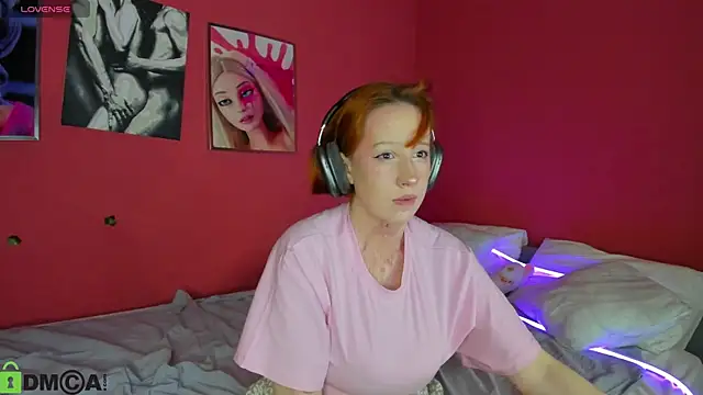 Maya foxy online show from June 2026 11:19:01 AM