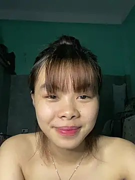 Snapshot of Cry_sexy chatting on June 2026 05:17:02 PM Cry sexy online show from June 2026 05:17:02 PM