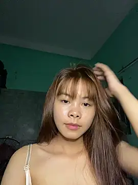 Snapshot of Cry_sexy chatting on July 2026 05:20:01 PM Cry sexy online show from July 2026 05:20:01 PM