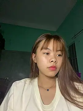 Snapshot of Cry_sexy chatting on August 2026 06:04:02 AM Cry sexy online show from August 2026 06:04:02 AM