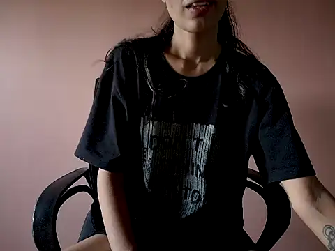 Snapshot of Sexyrossy7 chatting on June 2026 08:17:01 AM Sexyrossy7 online show from June 2026 08:17:01 AM