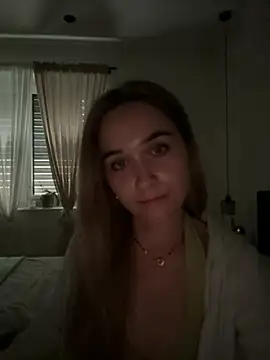 LillyStarr online show from June 2026 02:43:02 PM