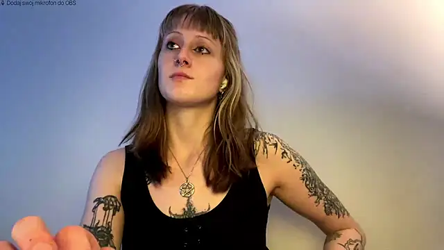 LaraLovely online show from June 2026 06:02:01 PM