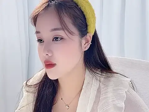 Qingqing19 online show from May 2026 02:42:01 AM