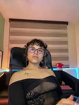 Lusiana   online show from June 2026 12:08:02 AM