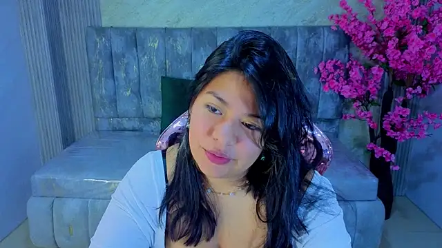 Snapshot of Isaa_s chatting on May 2026 12:56:02 PM Isaa s online show from May 2026 12:56:02 PM